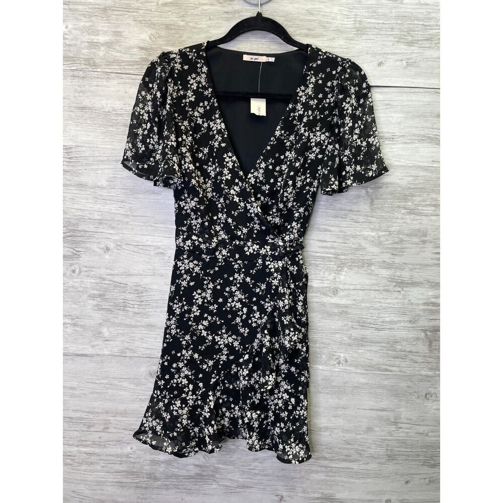 Francescas Mi Ami Dress Womens S Black Floral Short Sleeve Wrap V Neck Lexie Q30